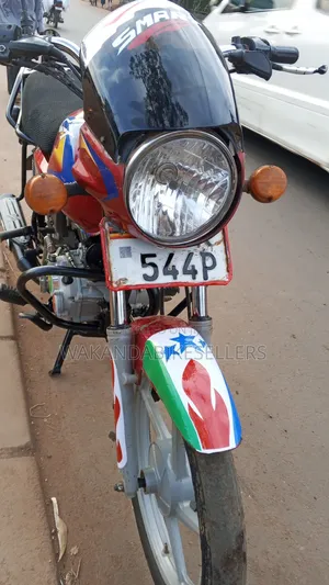 Bajaj Boxer 125 2022 Red