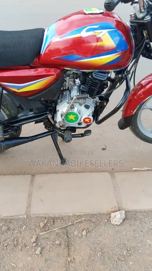 Bajaj Boxer 125 2022 Red