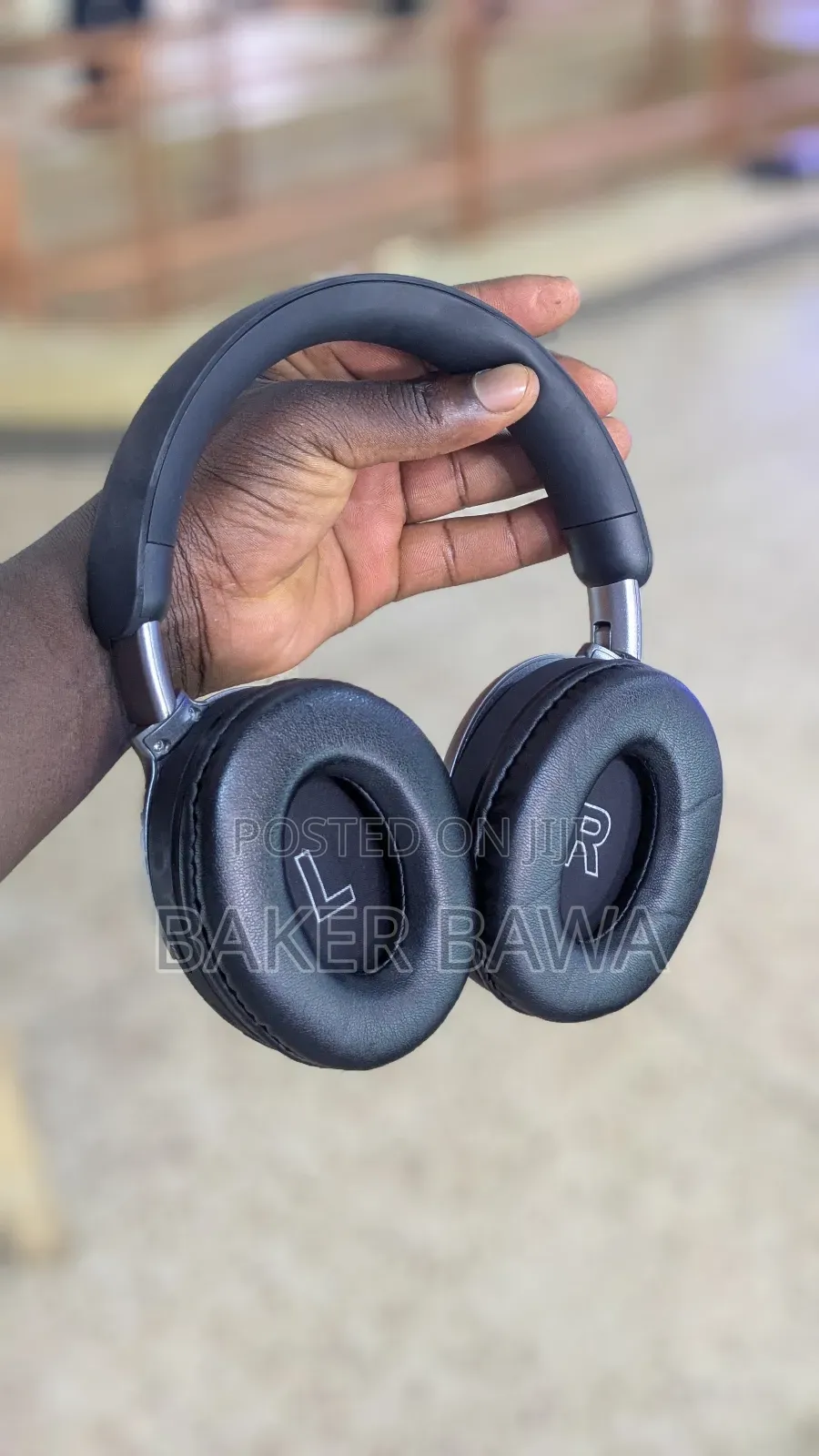 Bose Quietcomfort Ultra Wireless Noise Cancelling Headphones.