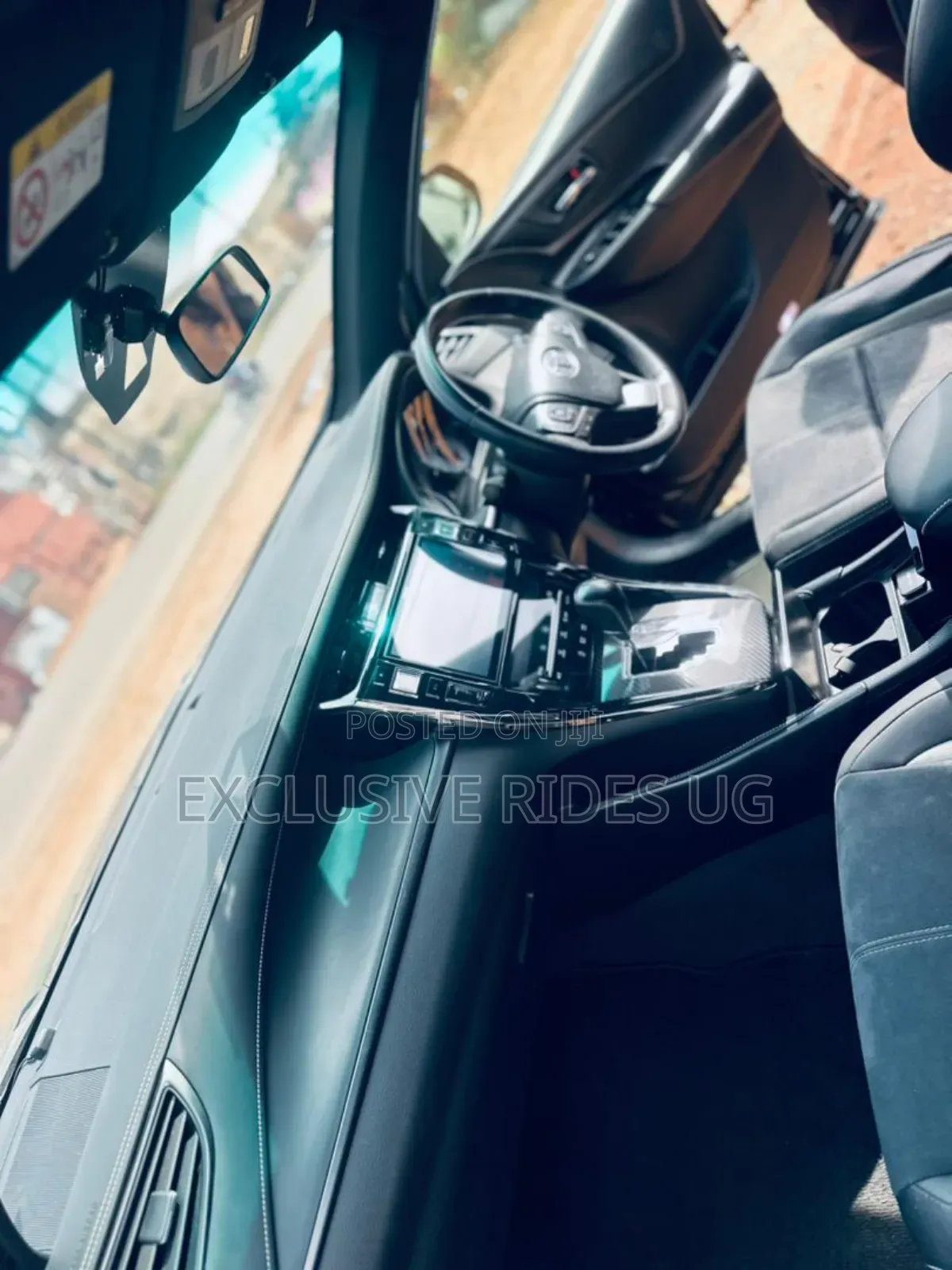 Toyota Harrier 2.0 2017 Black