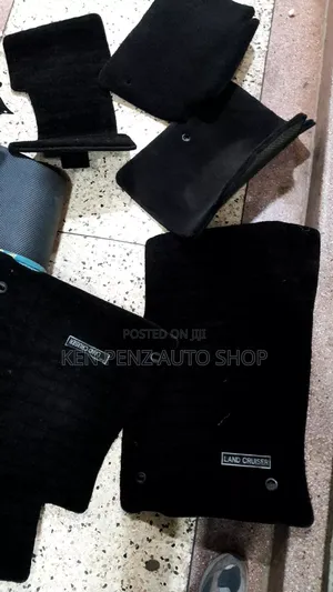 Landcruiser Lc200 Floor Mats/ Carpets