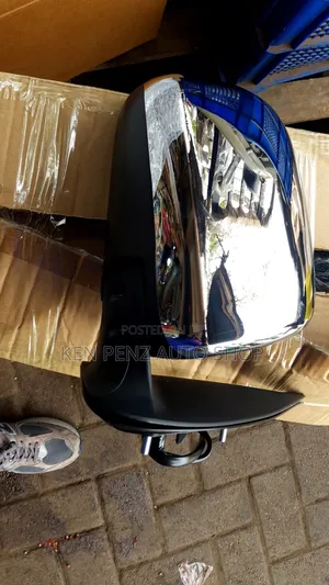 Hilux Vigo and Toyota Fortuner 2012 Sidemirrors ( Chrome)
