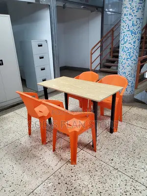 Bar and Restaurant Plastic Chairs and Table Table Wooden Foldable
