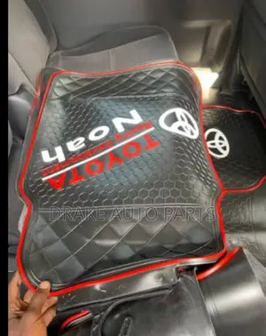 Rubber Floor Mats for Noah Cars