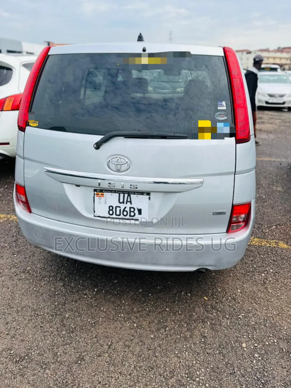 Toyota ISIS 1.8 G 2WD 2010 Silver