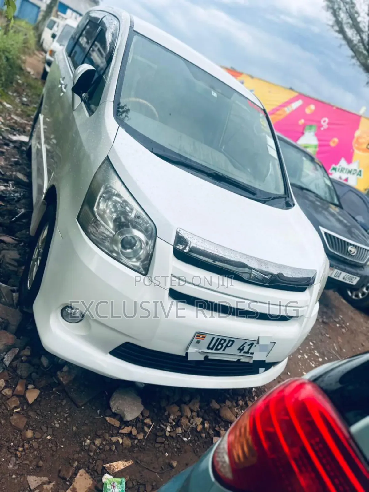 Toyota Noah 2009 Pearl