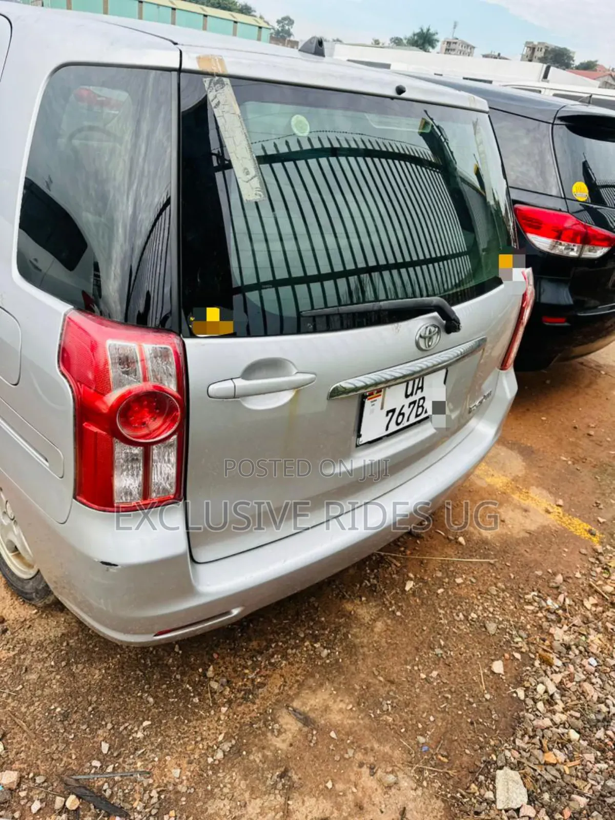 Toyota Raum 1.5 AWD 2010 Silver