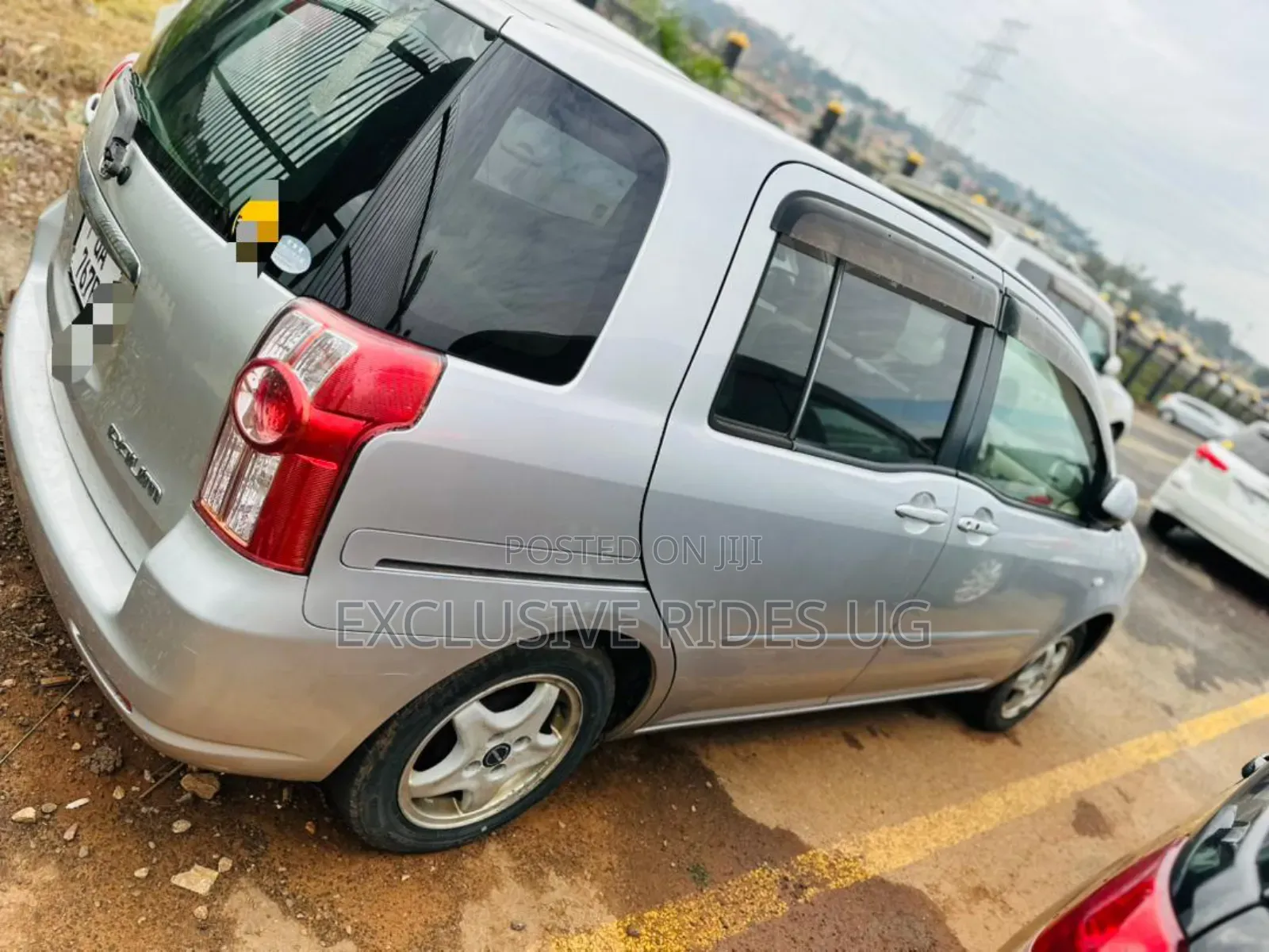 Toyota Raum 1.5 AWD 2010 Silver