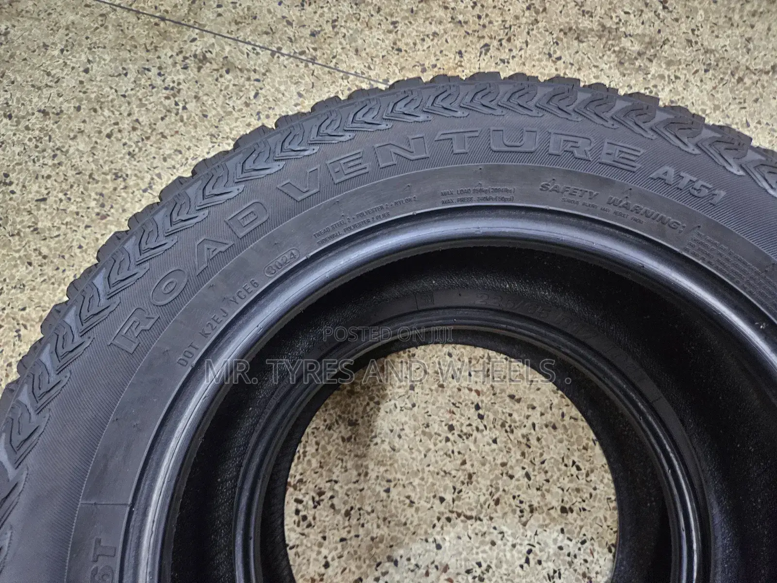 225 65 R17 Kumho Japan Tires Always Gd and Ready to Go Any Were.