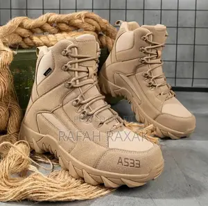 Men’S Khaki A533 Outdoor Tactical Hiking Desert Boots