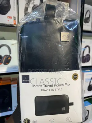 Wiwu Metris Travel Pro Clutch Pouch