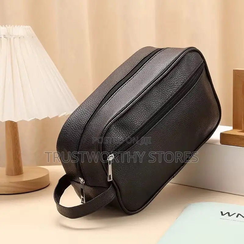 Portable Men Waterproof Travel Storage Bag - Leather