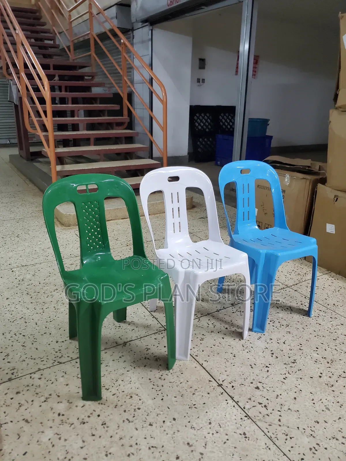 Straight Stand Plastic Chairs Plastic Chairs.