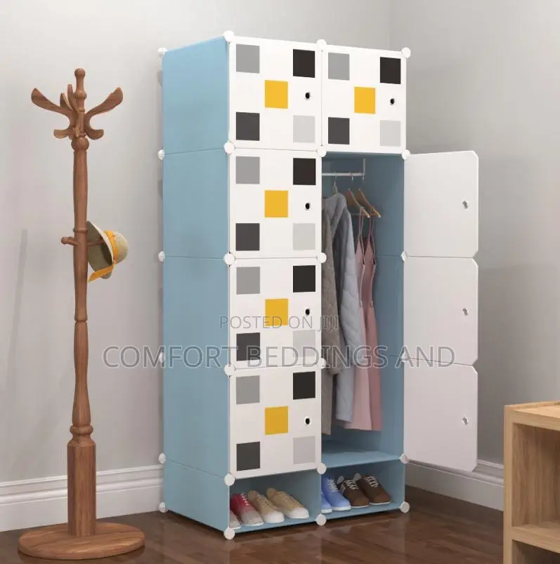 Two Column Plastic Closet Blue