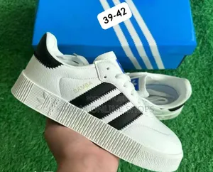 Casual Sneakers