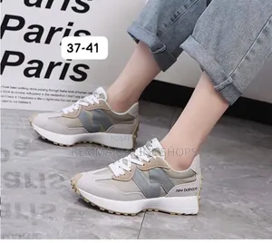 Casual Sneakers