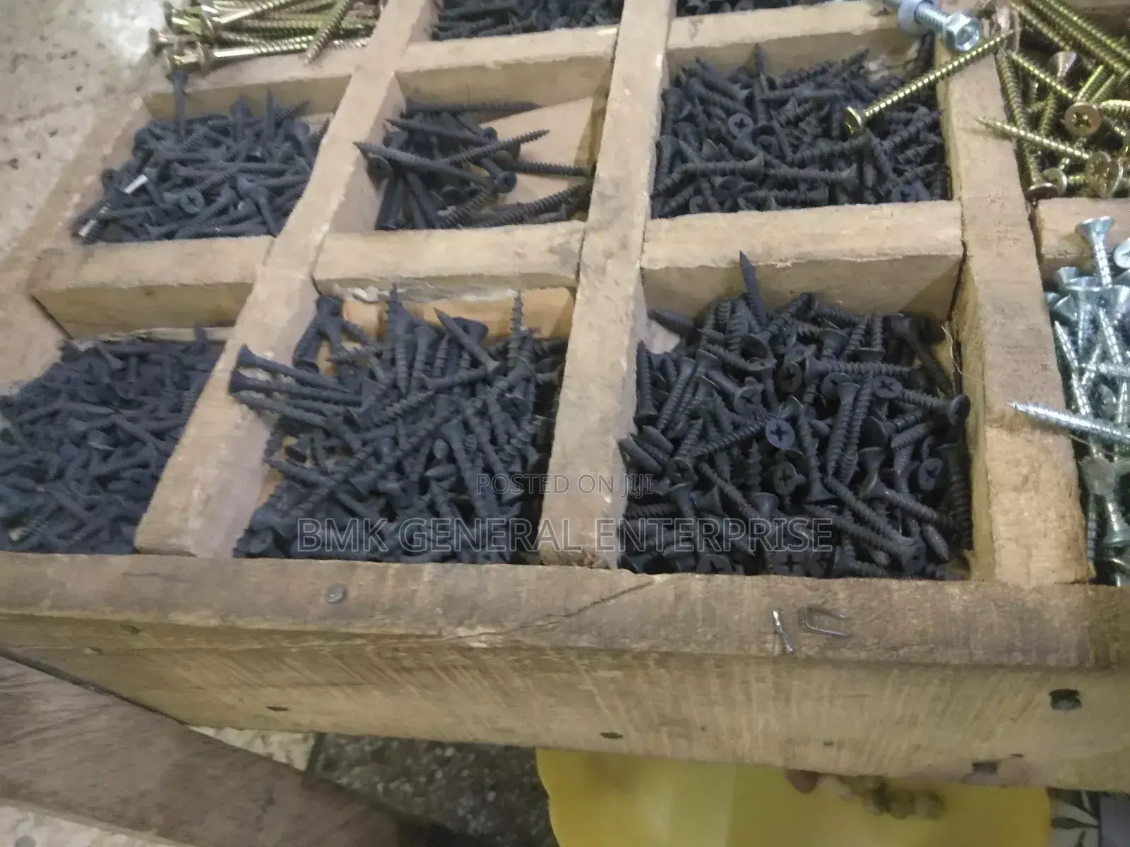 Dry Wall Screws in Course, Fine, and Half Threaded