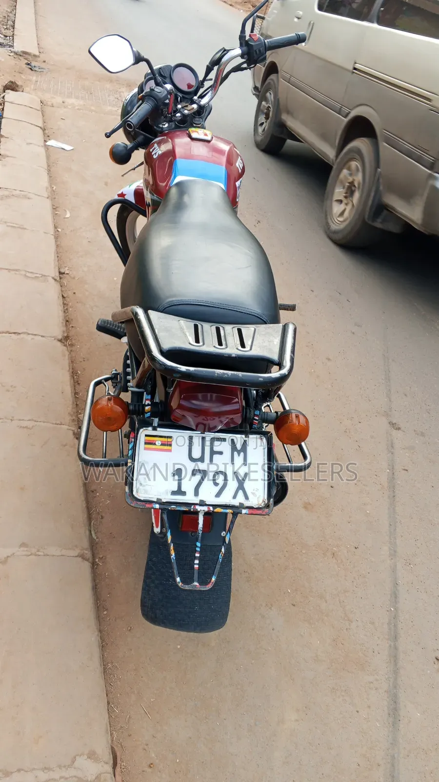 Bajaj Boxer 125 2023 Red