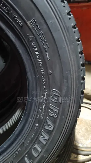 205r16 Dunlop Grandtrek Tyres Foreign Used