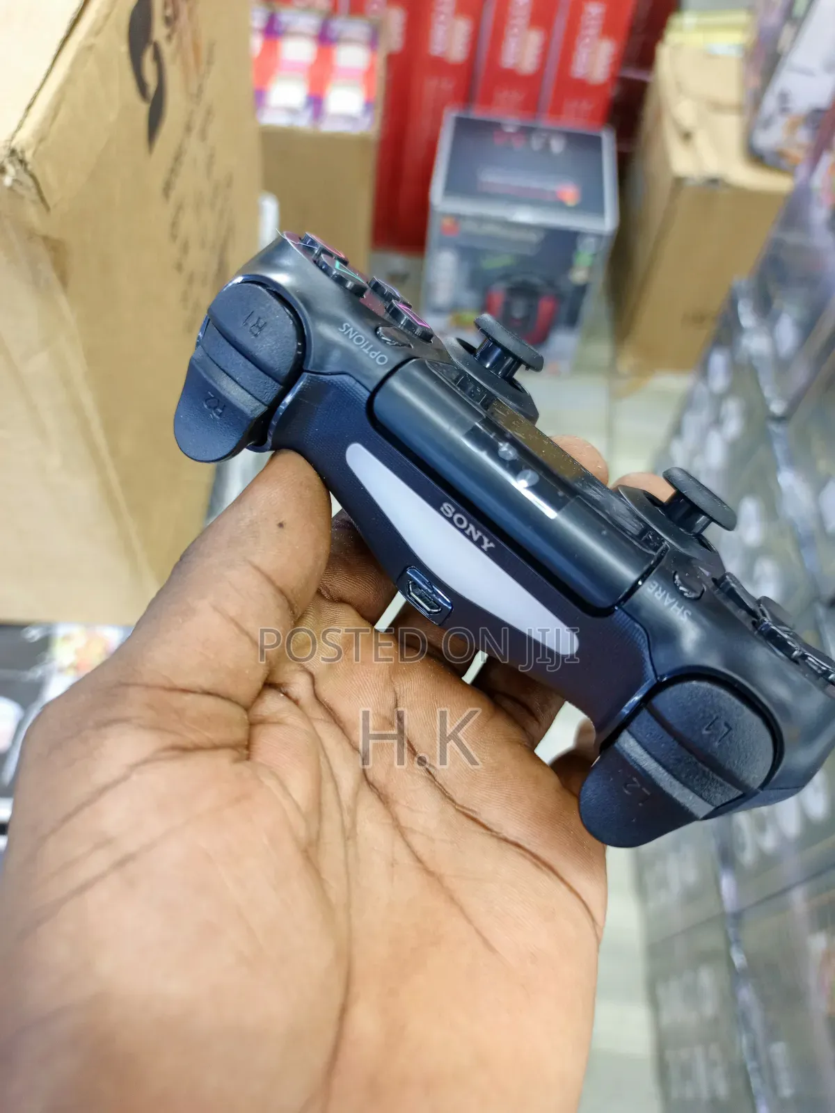 Sony Dualshock 4 Wireless Controller for the Playstation 4 (Ps4).