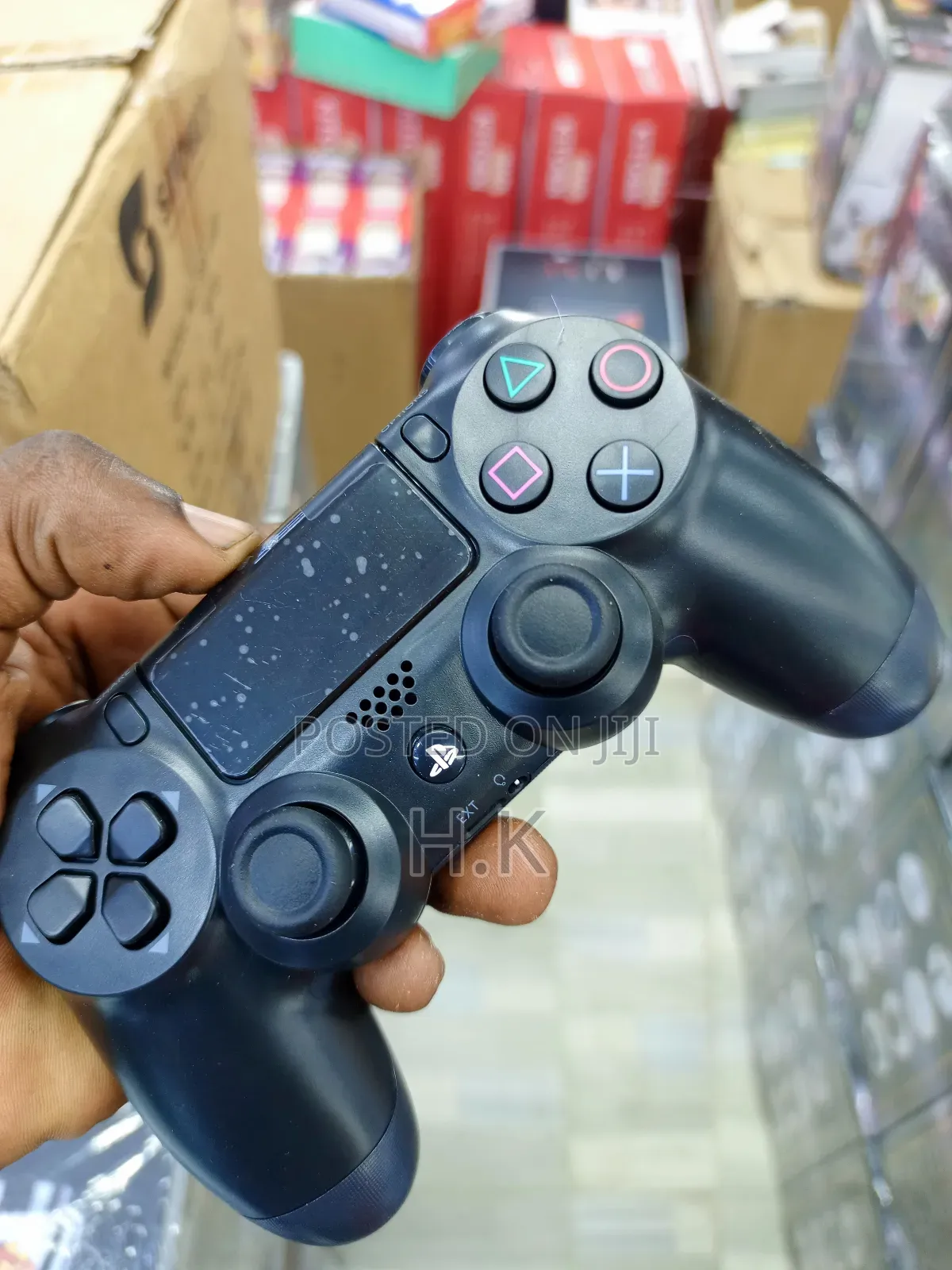 Sony Dualshock 4 Wireless Controller for the Playstation 4 (Ps4).