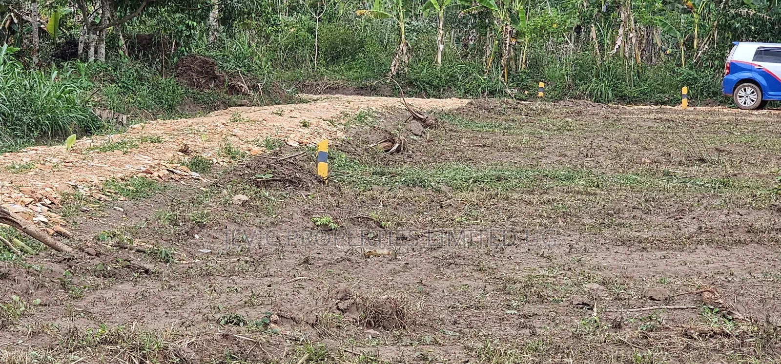 Titled Hot Plots on Sale -Namayumba Hoima Road