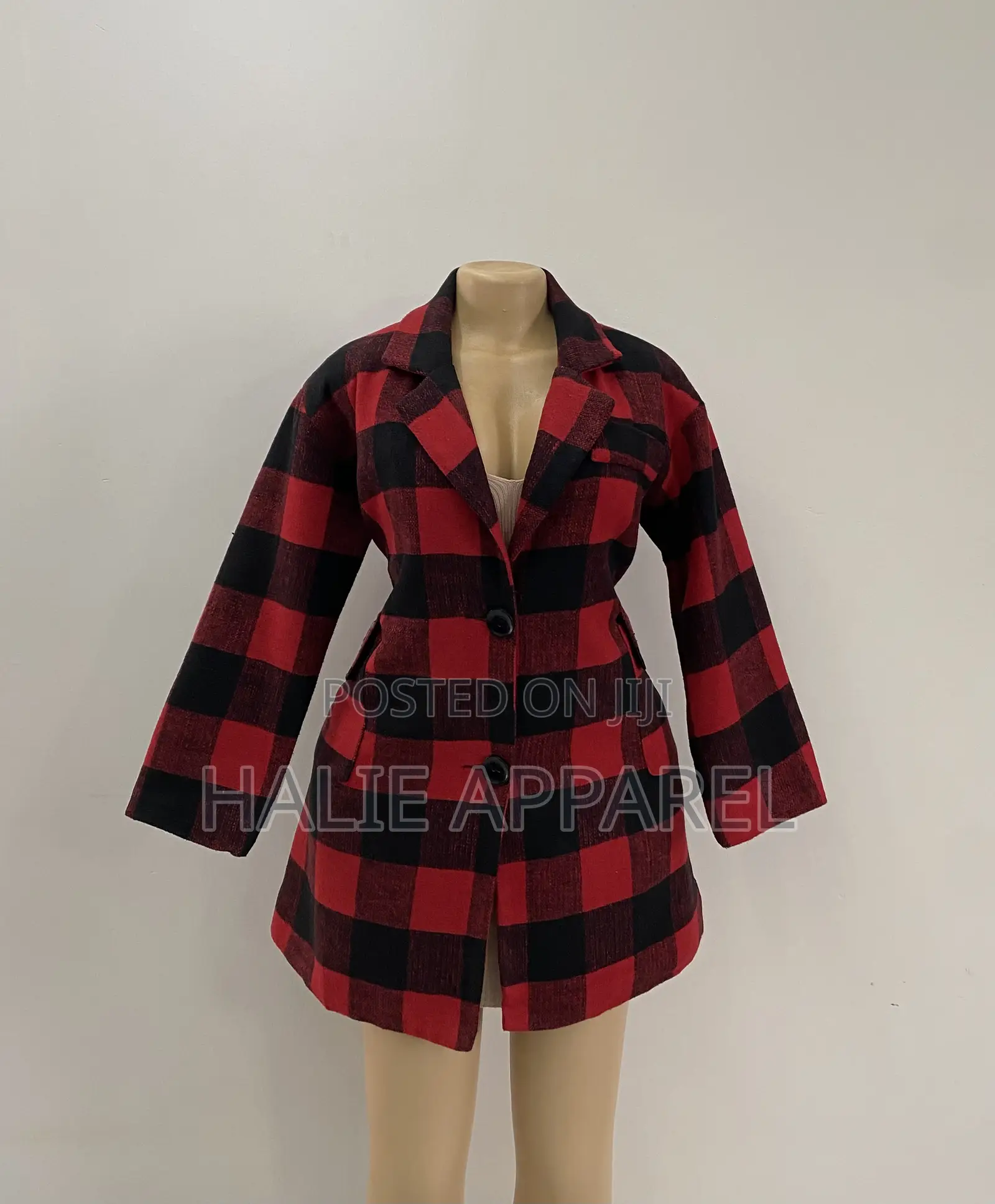 Ladies Blazers / Trenchcoats / Overcoats .