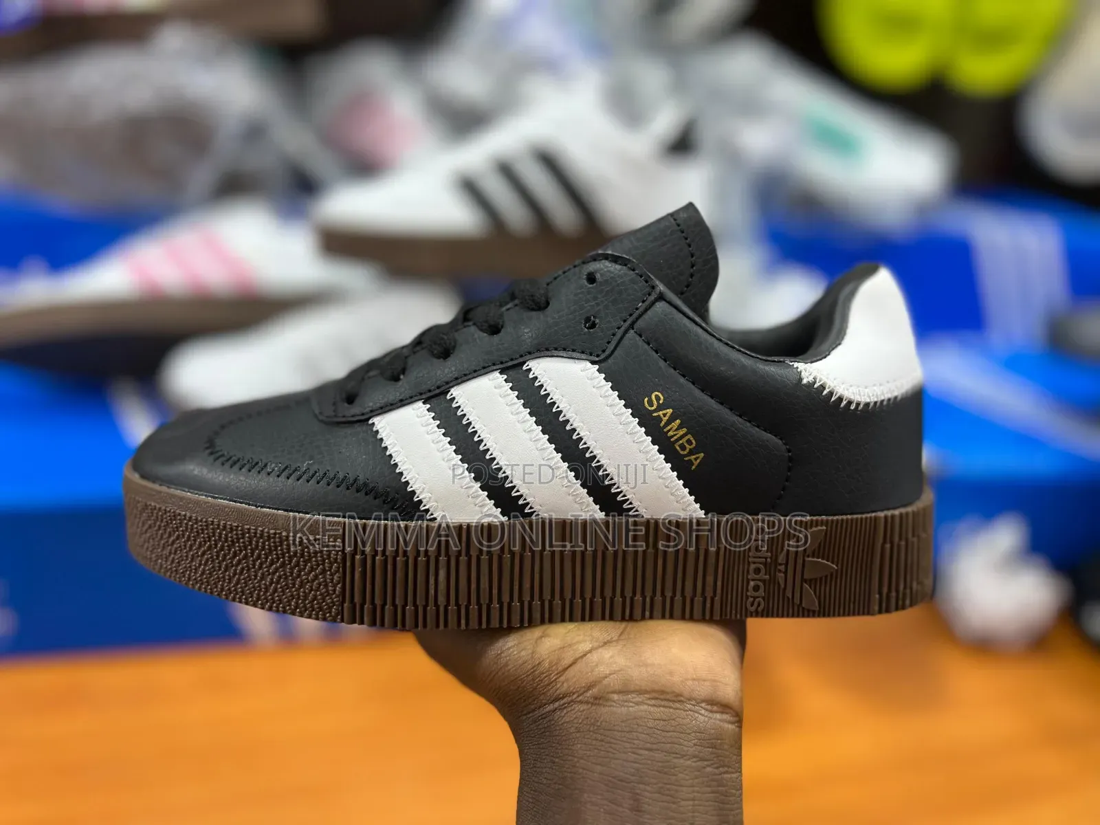 Casual Sneakers