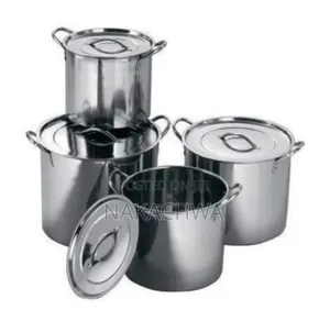 Its Four Pieces of Stock Pot Dishes