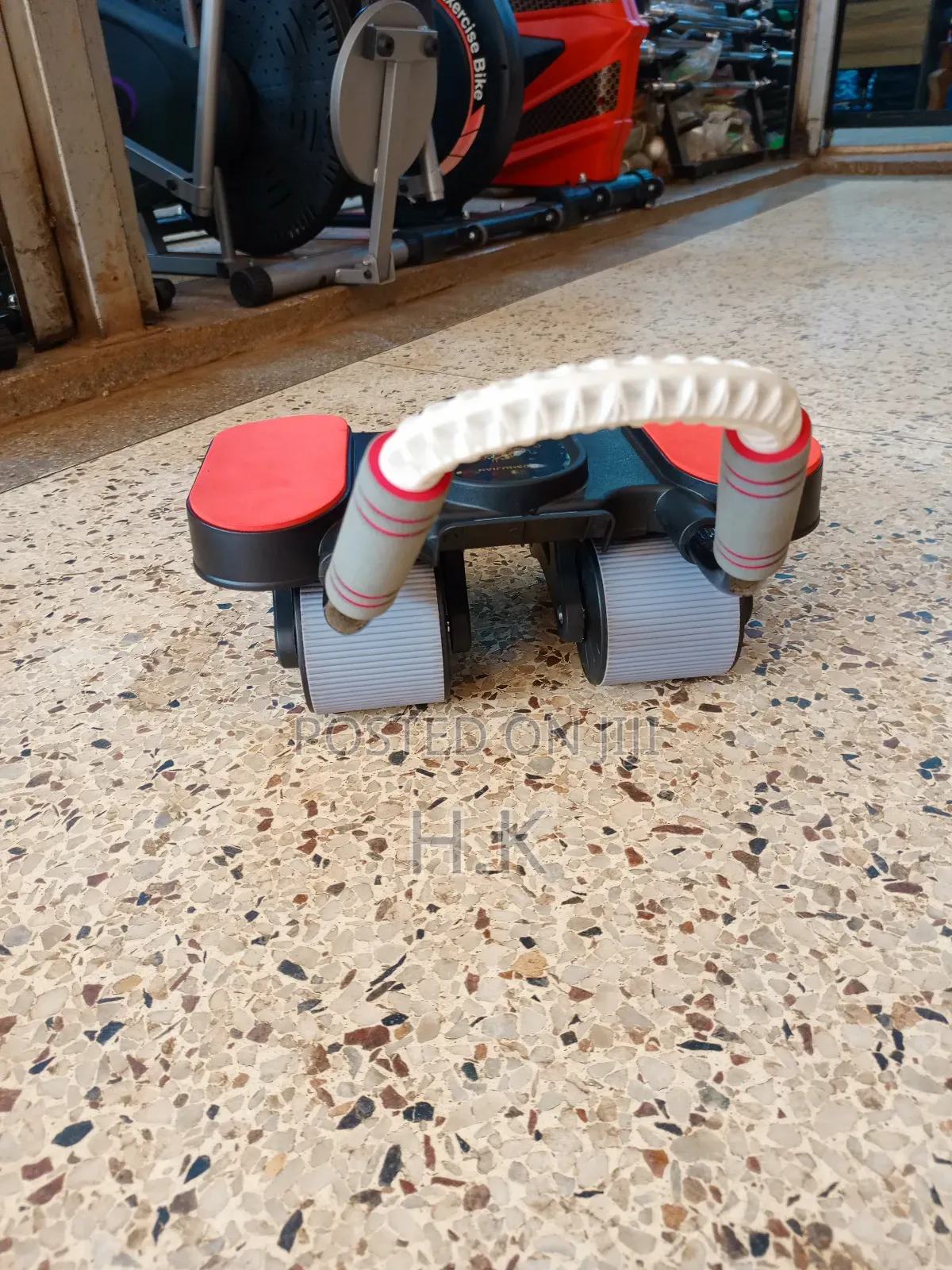 Ab Roller Wheel With Elbow Support