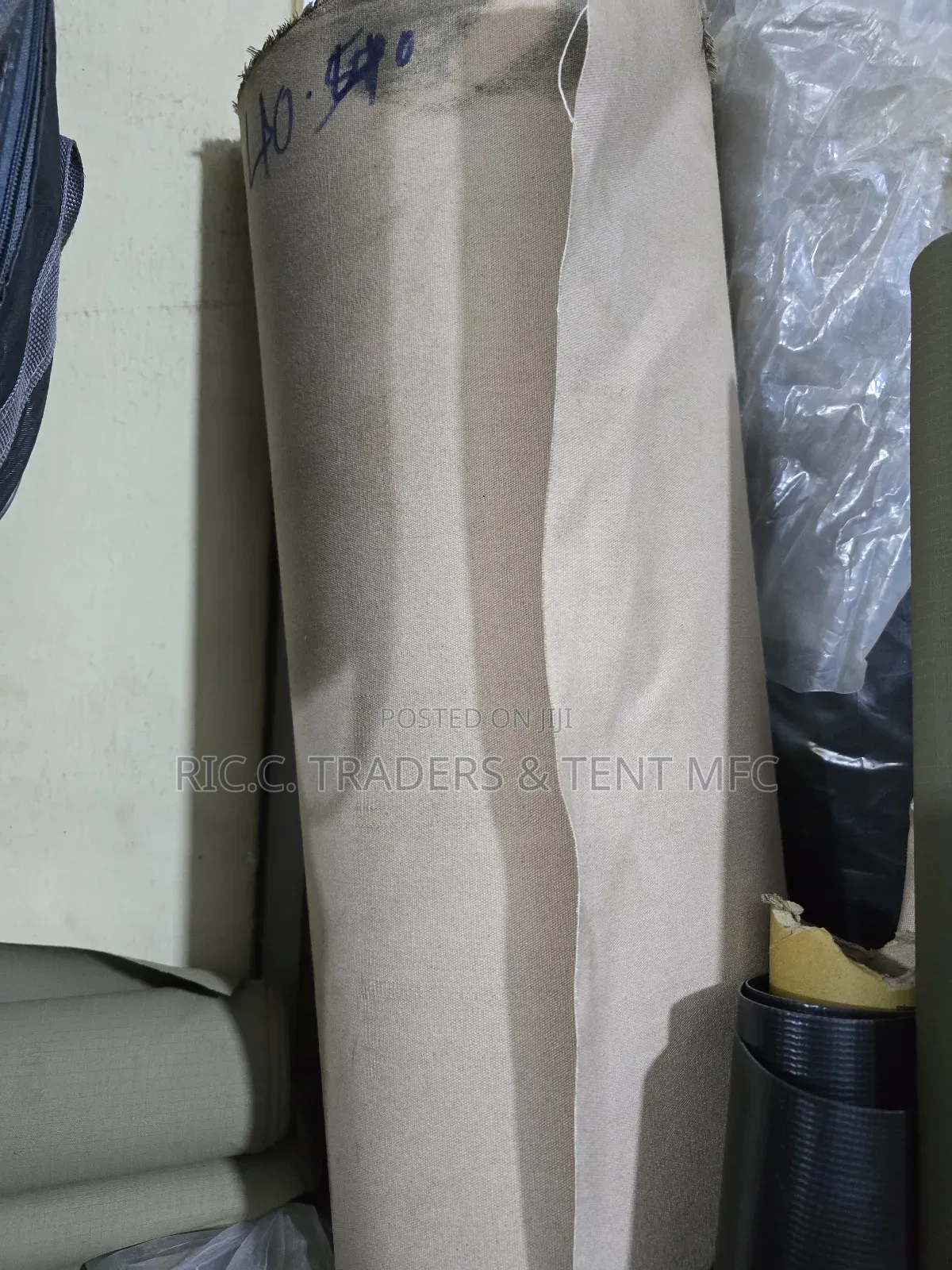 Canvas in Green and Beige