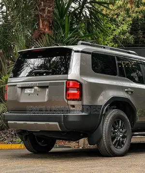 Toyota Land Cruiser Prado 2024 Gold