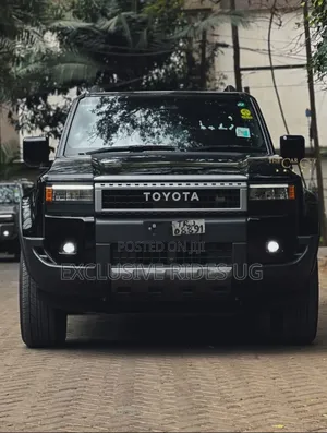 Toyota Land Cruiser Prado 2.7 2024 Black