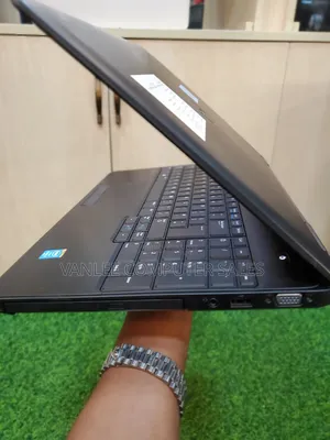 Laptop Dell Latitude 5540 8GB Intel Core I5 HDD 500GB