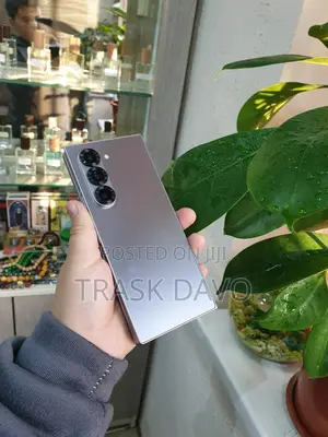 New Samsung Galaxy Z Fold6 512 GB Gray