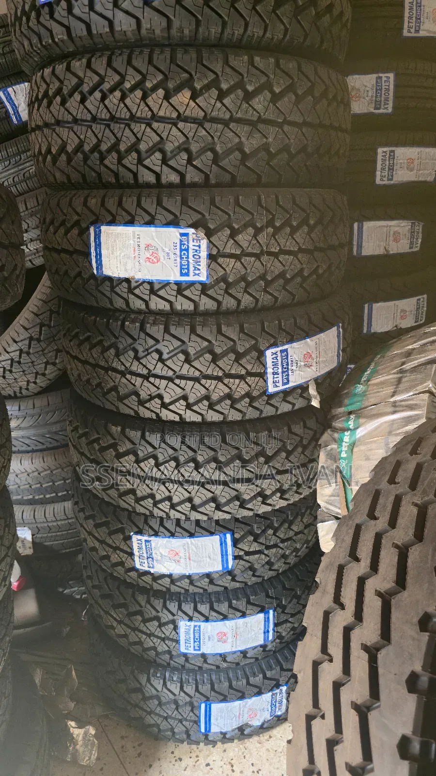 Petromax Tyres