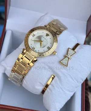 Women's Original Versace Analog Wrist Time Piece With a Bracelet