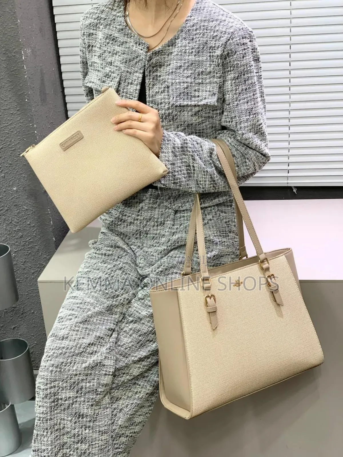 Chris Rossy Hand/Tote Bags