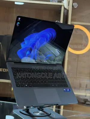 New Laptop Huawei MateBook X Pro 16GB Intel Core Ultra 5 SSD 500GB