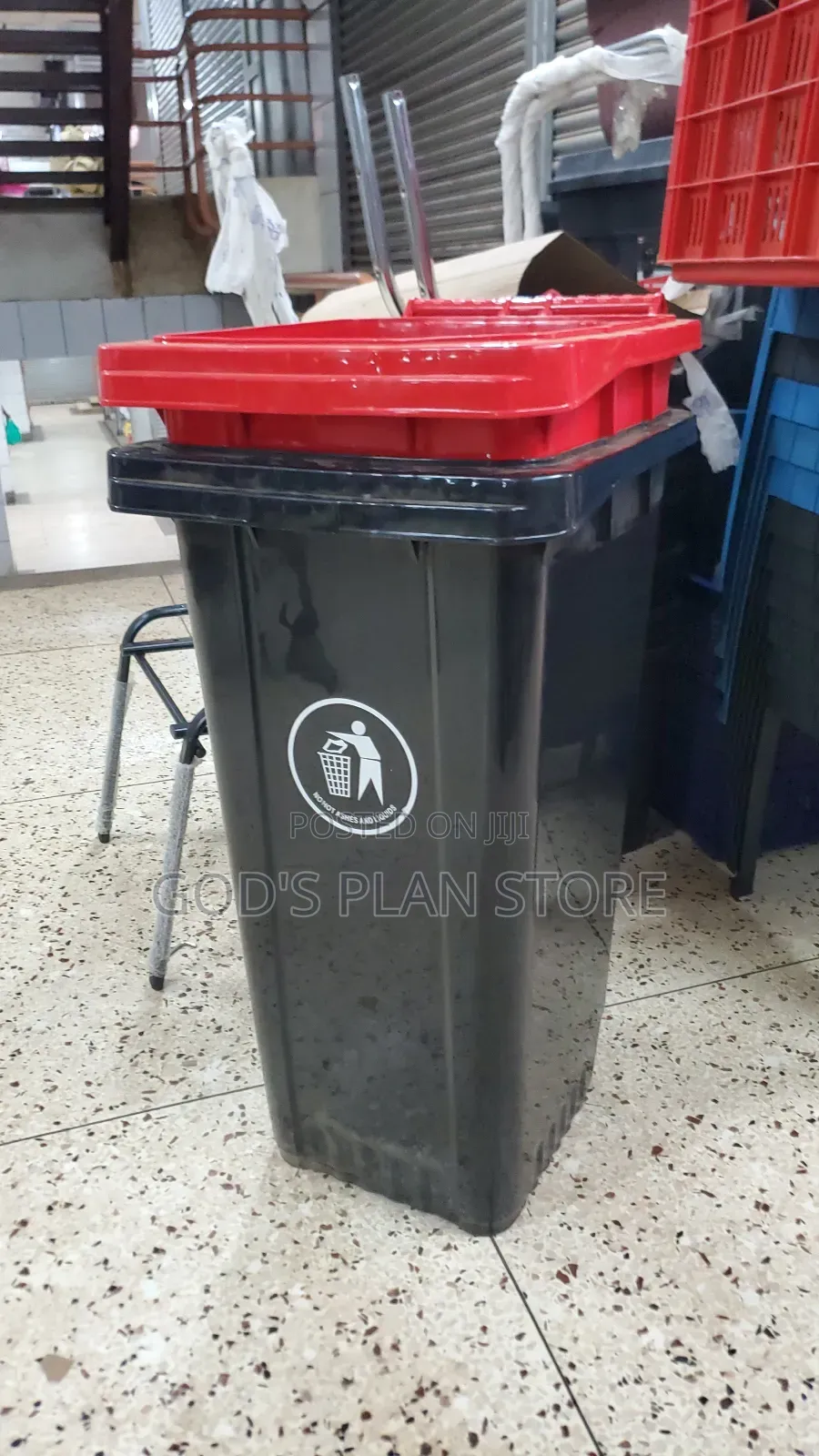 Plastic Dust Bins 120litres