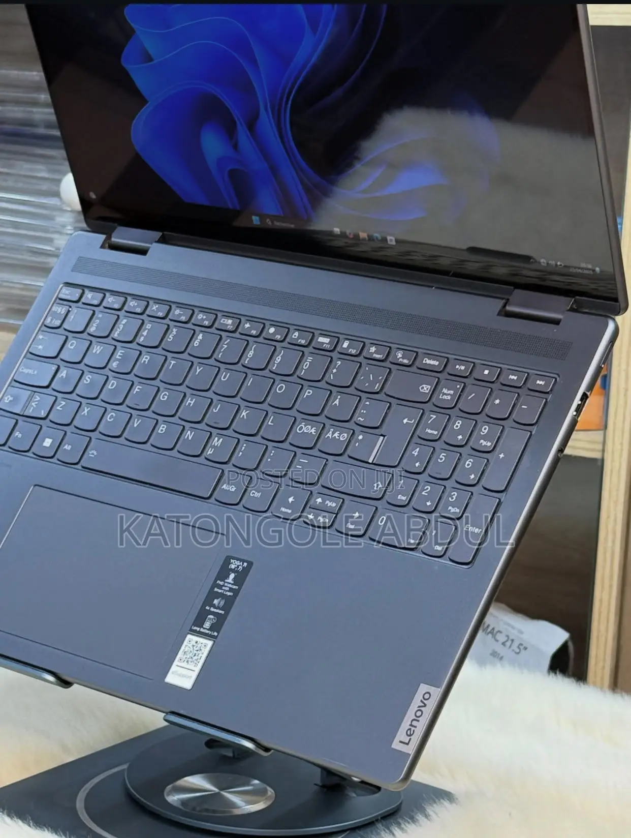 New Laptop Lenovo Yoga 7i 16GB Intel Core I5 SSD 512GB