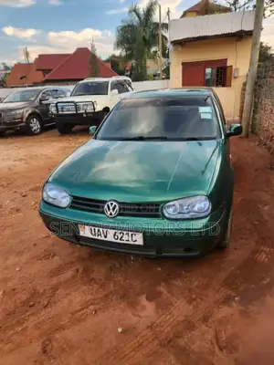 Volkswagen Golf 2005 Green