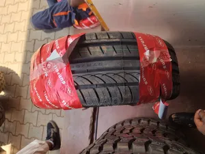 275/55r20 Highway Tires