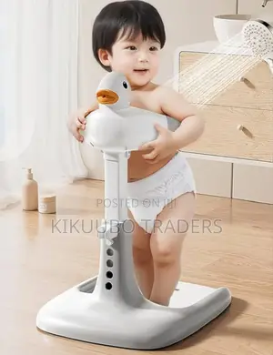 Adjustable Baby Hug Bath Tower
