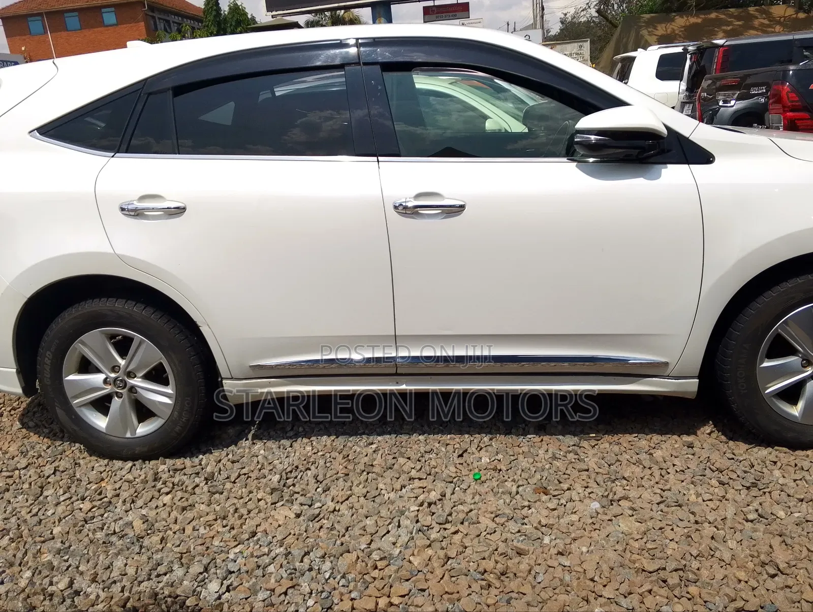 Toyota Harrier 2.0 2015 White
