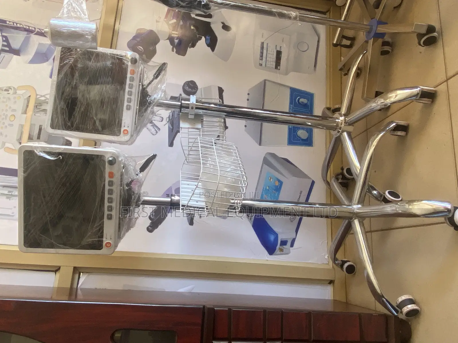 Patient Monitor With Stand