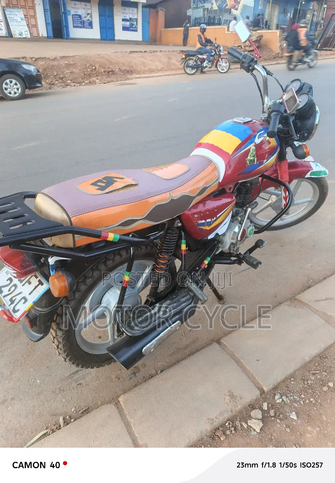 Bajaj Boxer 125 2023 Red