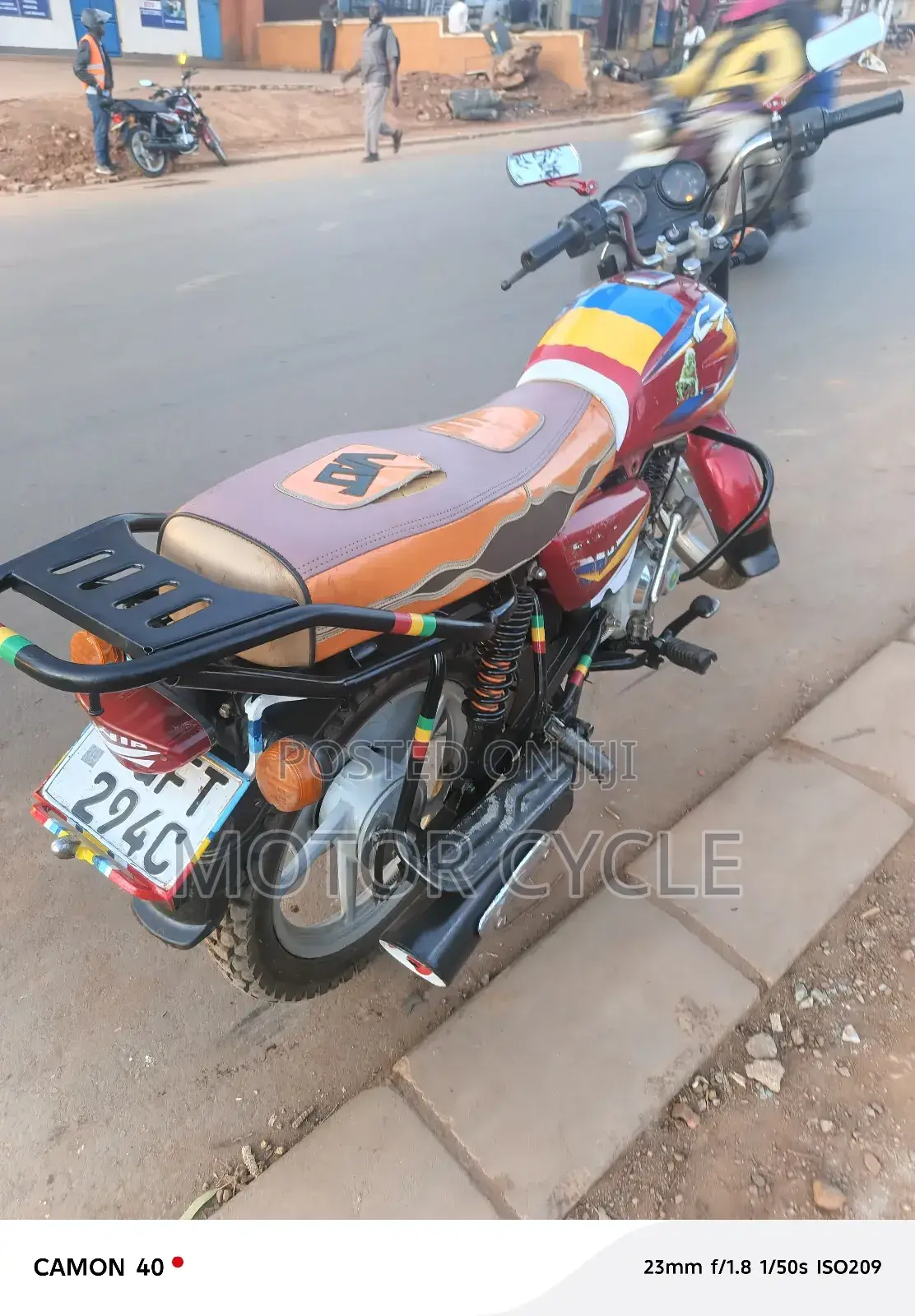 Bajaj Boxer 125 2023 Red