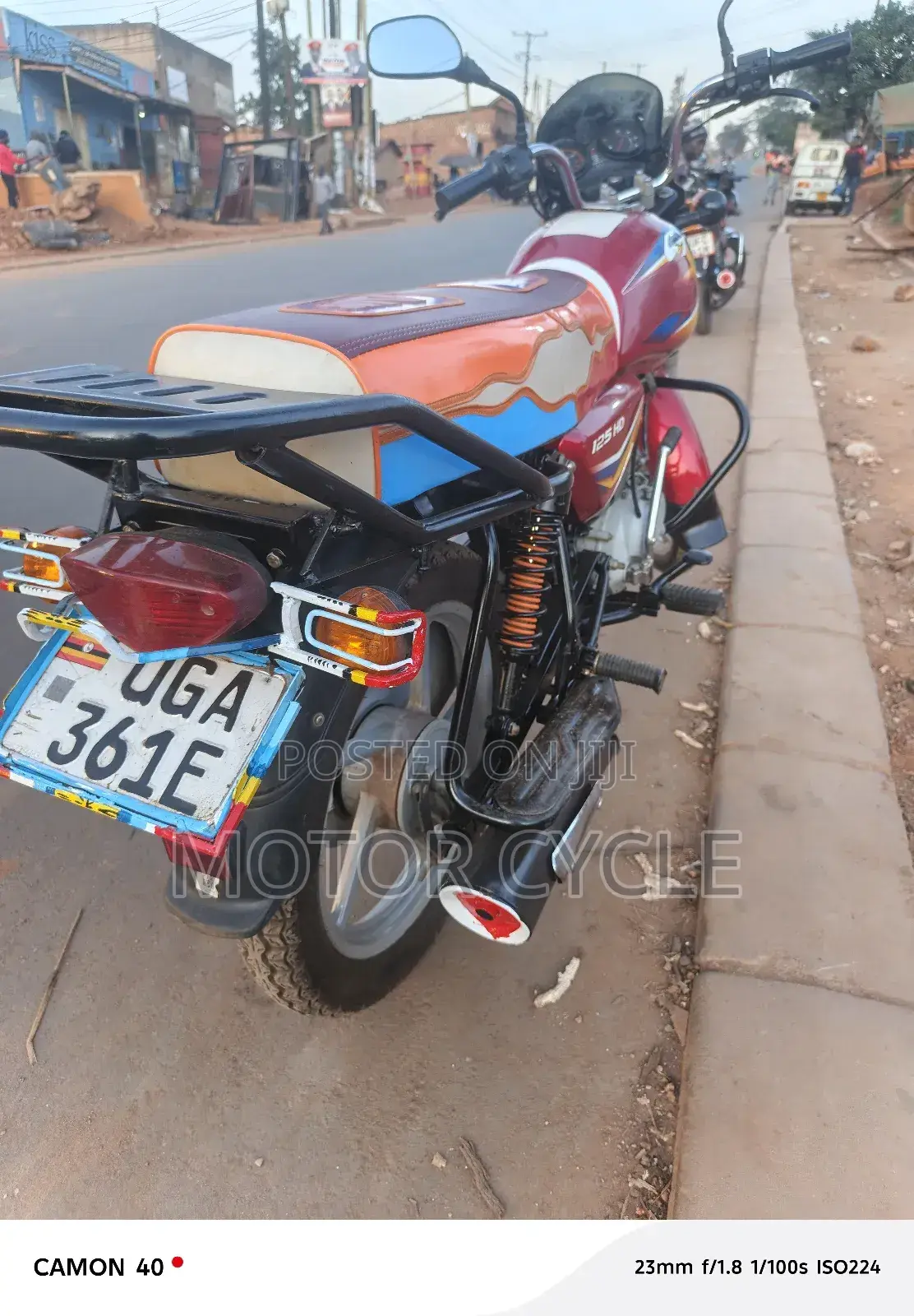 Bajaj Boxer 125 2025 Red