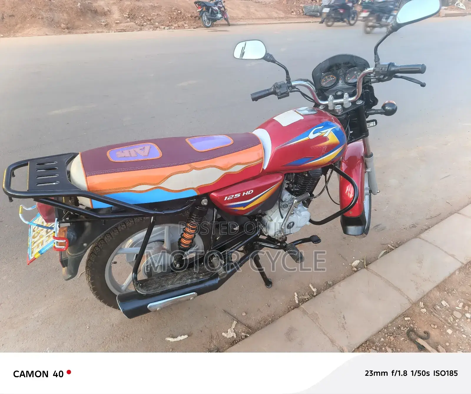 Bajaj Boxer 125 2025 Red